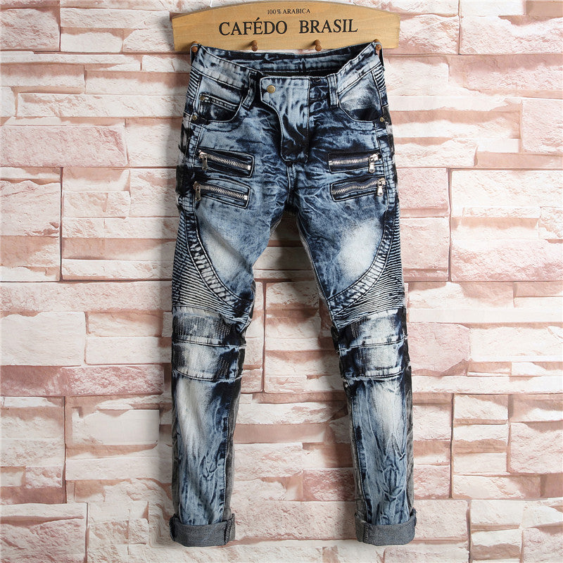 Pleated feet jeans