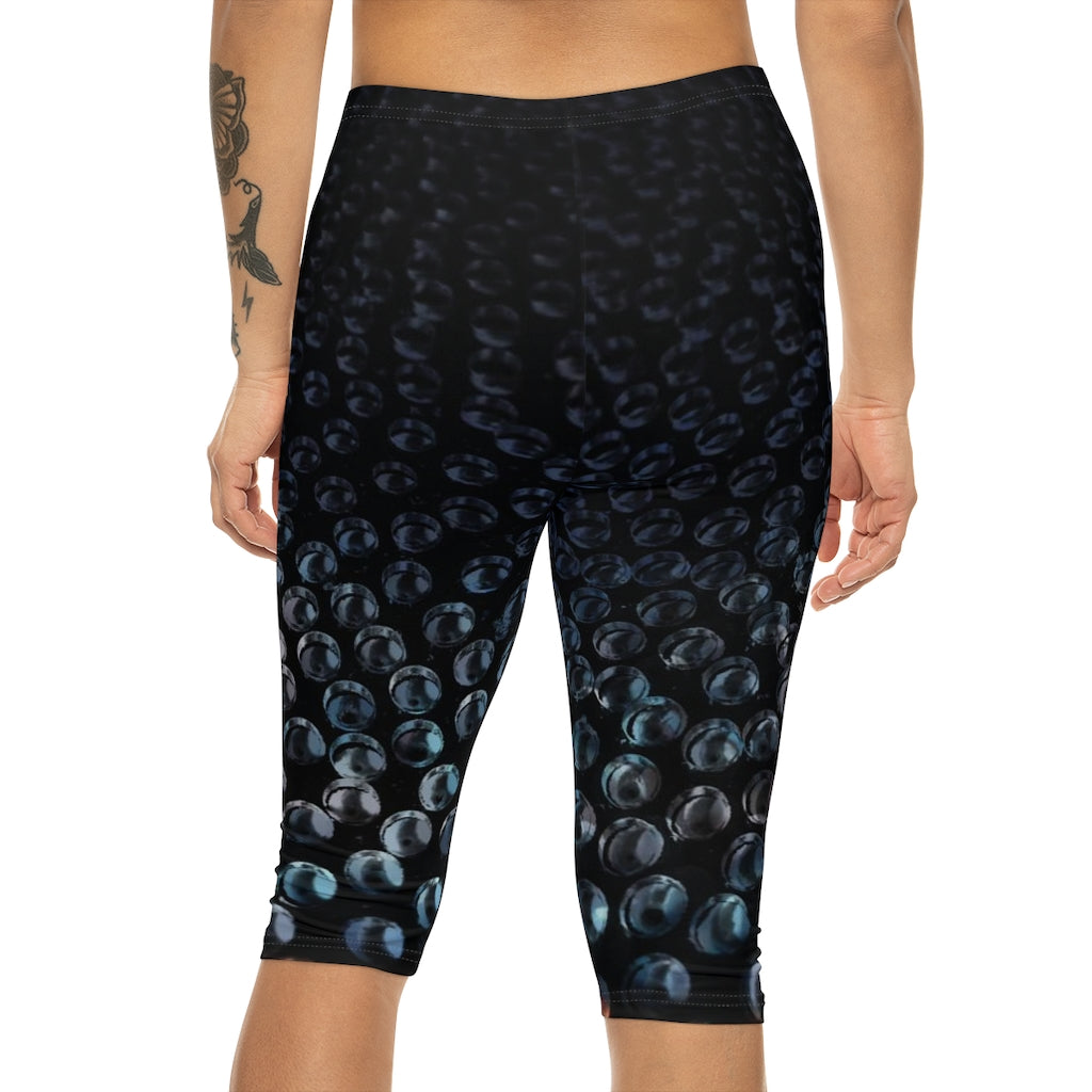 Women’s Capri Leggings (AOP)