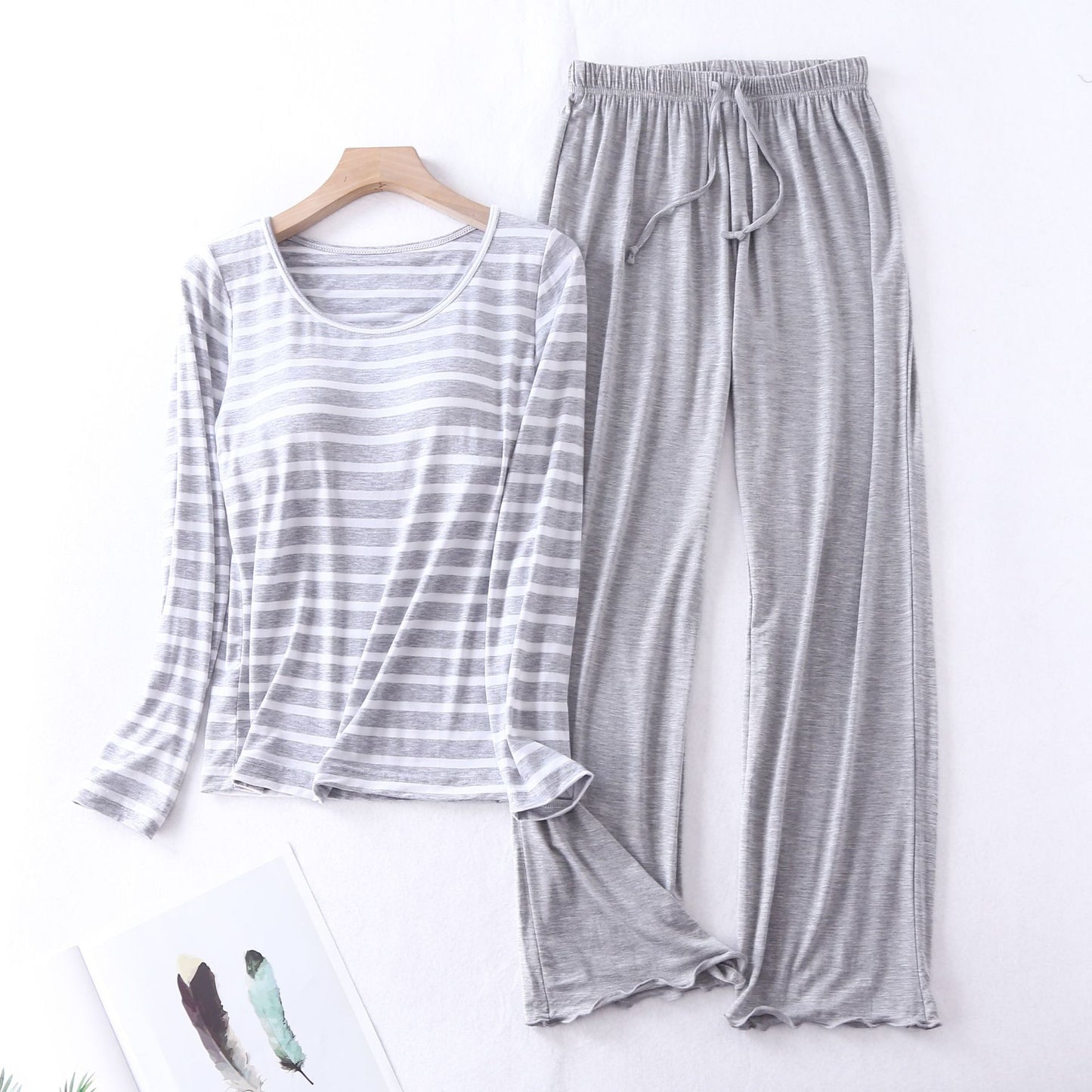 Womens Sleepwear Bra Pad Pajamas Set Stripe For Women Long Sleeve Autumn Winter Pijamas Casual Loose Ladies Set Pyjama Suit Home