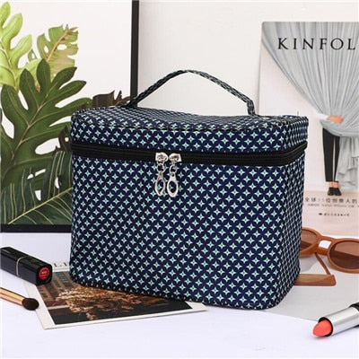 Travel Waterproof Portable Women Makeup Bag High Capacity Toiletries Organizer Storage Cosmetic Cases Zipper Wash Beauty Pouch