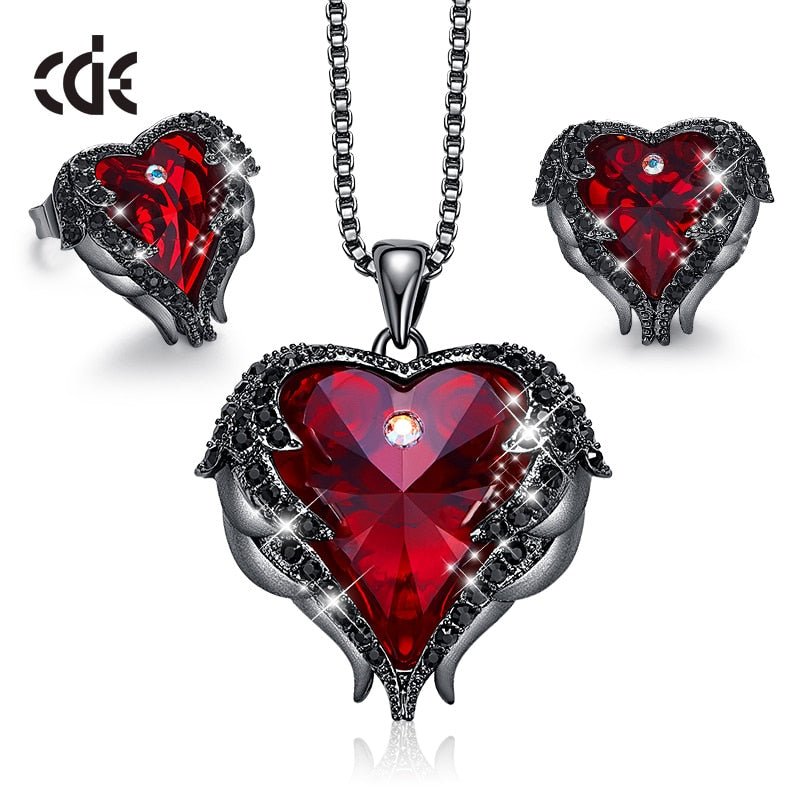 CDE Women Necklace Earrings Jewelry Set Embellished With Crystals Women Heart Pendant Stud Fashion Jewelry Gift