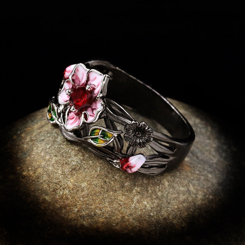 Exquisite Women&#39;s Jewelry Red Flower 925 Silver Ring Creative Elegant Women&#39;s Jewelry Attend Banquet Wedding Ring