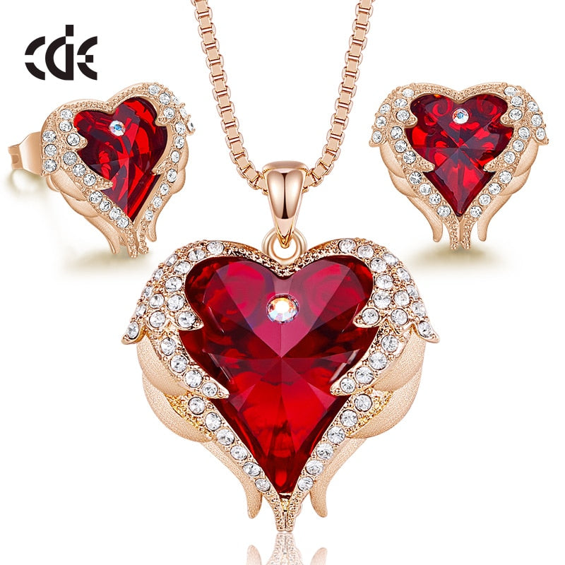 CDE Women Necklace Earrings Jewelry Set Embellished With Crystals Women Heart Pendant Stud Fashion Jewelry Gift