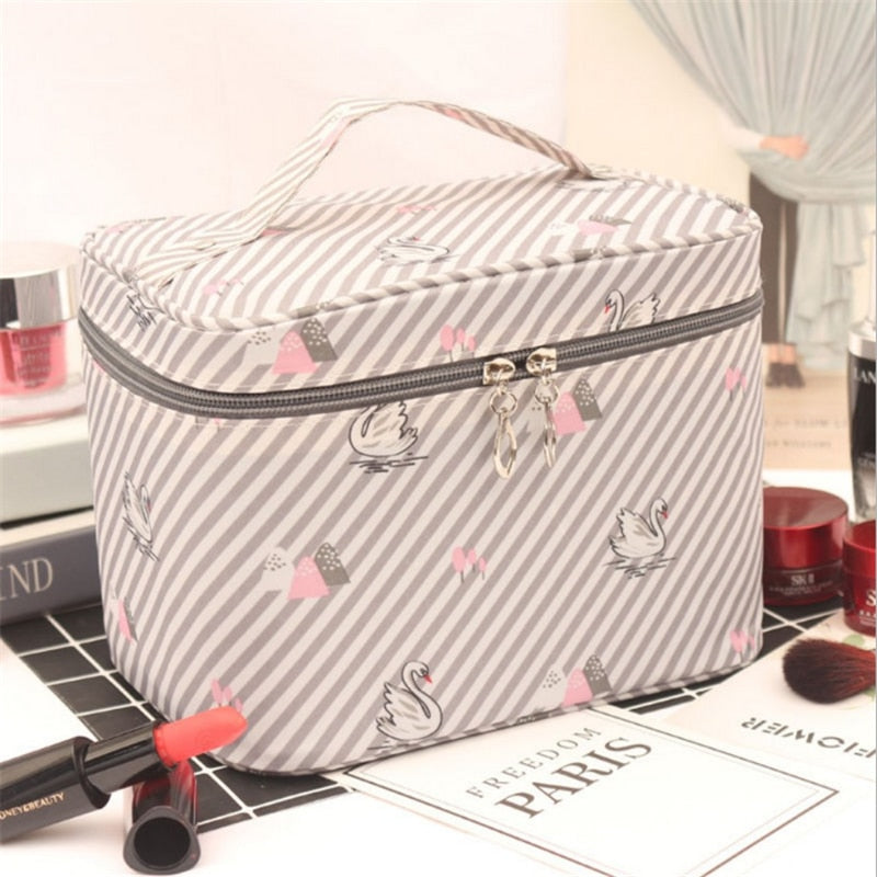 Travel Waterproof Portable Women Makeup Bag High Capacity Toiletries Organizer Storage Cosmetic Cases Zipper Wash Beauty Pouch