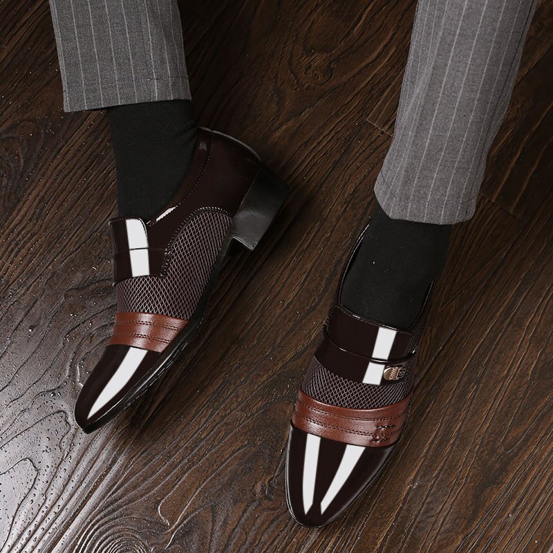 Fashion Slip on Men Dress Shoes Men Oxfords Fashion Business Dress Men Shoes 2020 New Classic Leather Men'S Suits Shoes