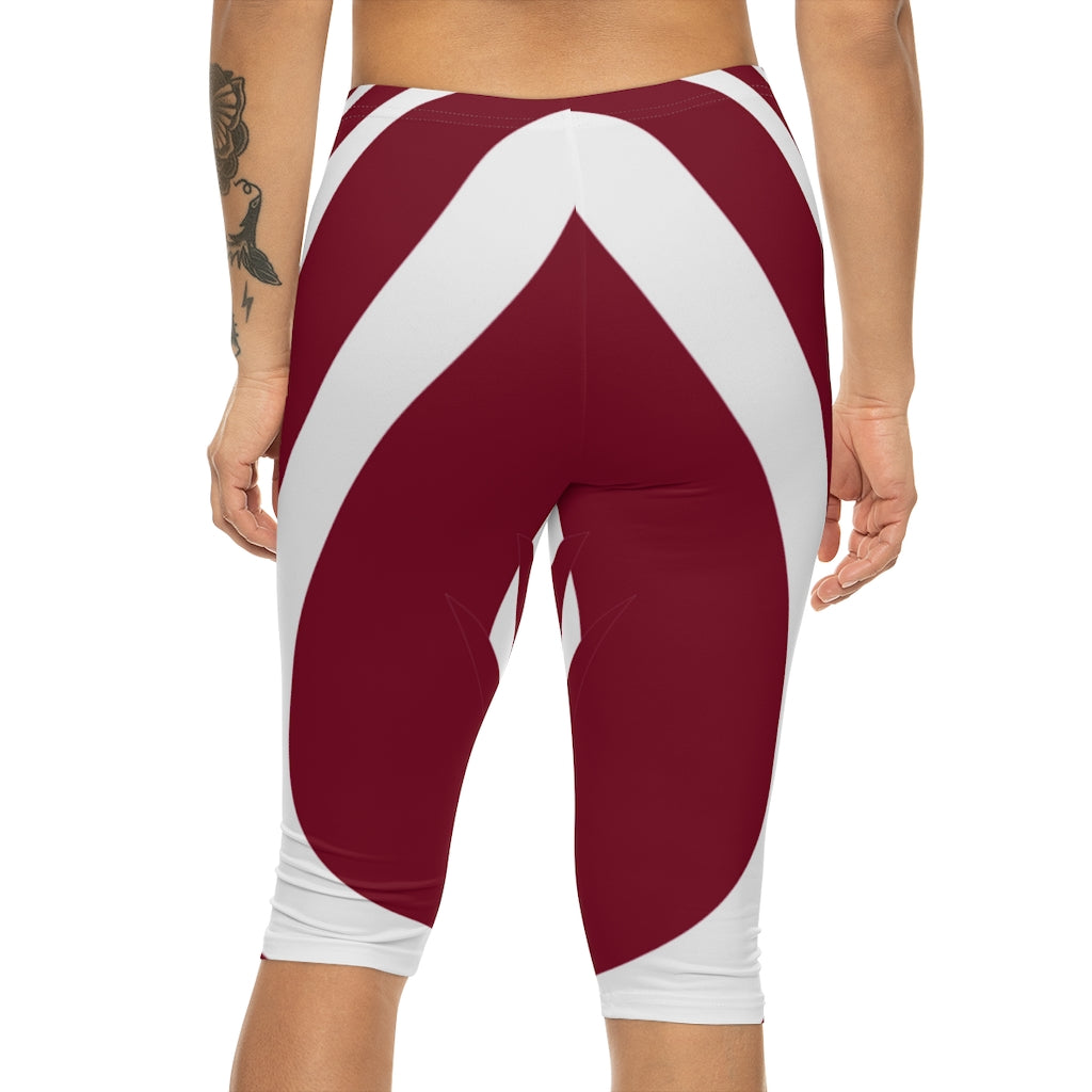 Women’s Capri Leggings (AOP)